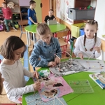 zajecia_w_swietlicy_kwiecien24 (27).jpg