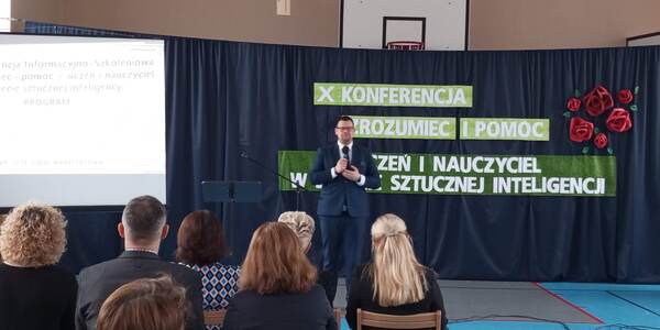 X_konferencja_zrozumiec_i_pomoc (6).jpg