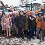 sadzenie_drzewka_klasy1 (2).jpg