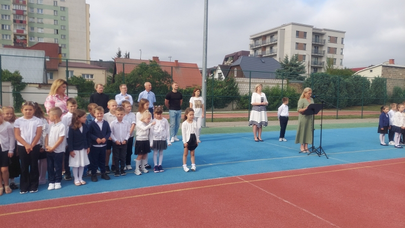 poczatek_roku_szkolnego_sp7 (3).jpg