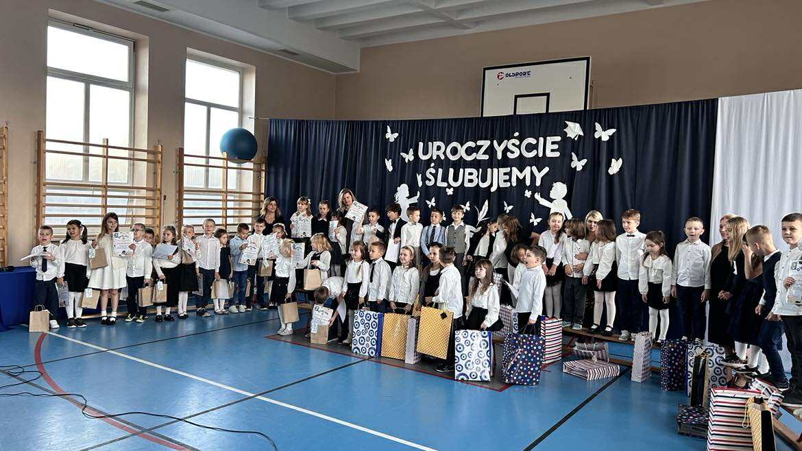slubowanie_klas_pierwszych (3).jpg