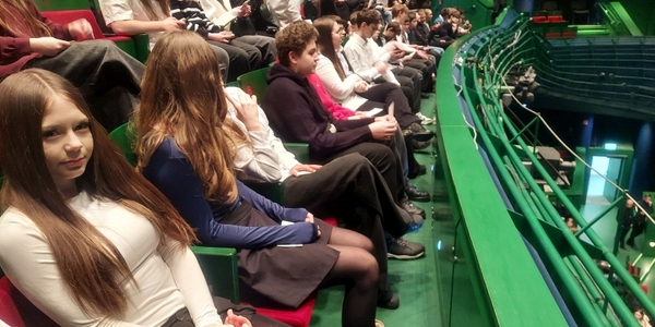 wyjsice_klas_7a_i_7b_na_musical_vesper (1).jpg