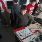 3b_uczniowie_programuja_oboty_1.jpg