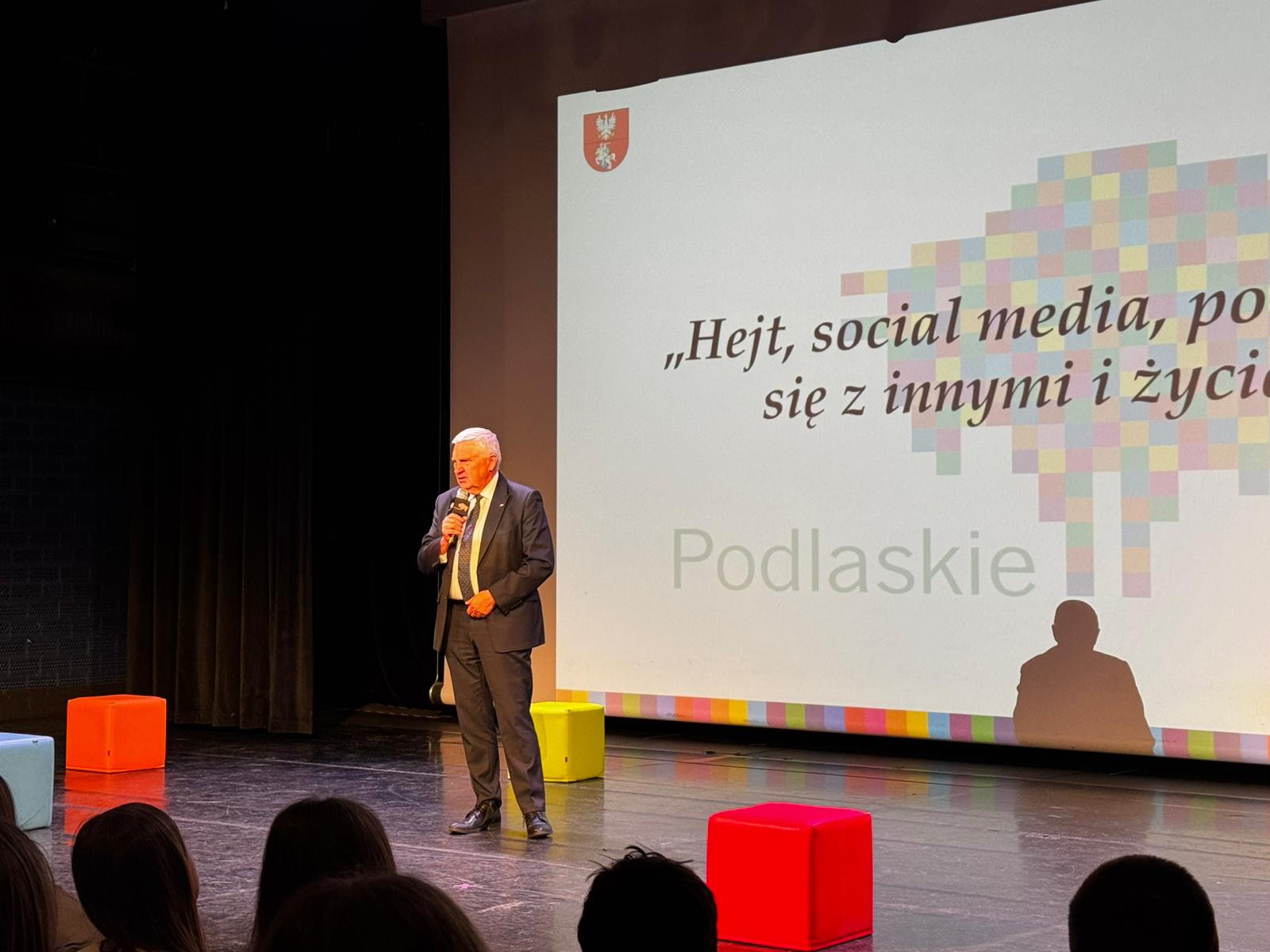 udział_w_konferencji_hejt_socjal_media_16.jpg