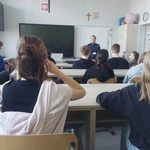 spotkania_profilaktyczne_dla_uczniow_klas_osmych_dotyczace_cyberprzemocy_1.jpg