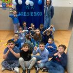 obchody_dnia_na_niebiesko_w_szkole_podstawowej_nr_7_w_bialymstoku_2.jpg
