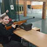 wyjscie_klasy_4a_na_strzelnice_9.jpg