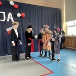 uroczysty_apel_z_okazji_swieta_konstytucji_3_maja_2.jpg