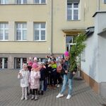 sadzenie_drzewek_przez_klasy_1 (1).jpg