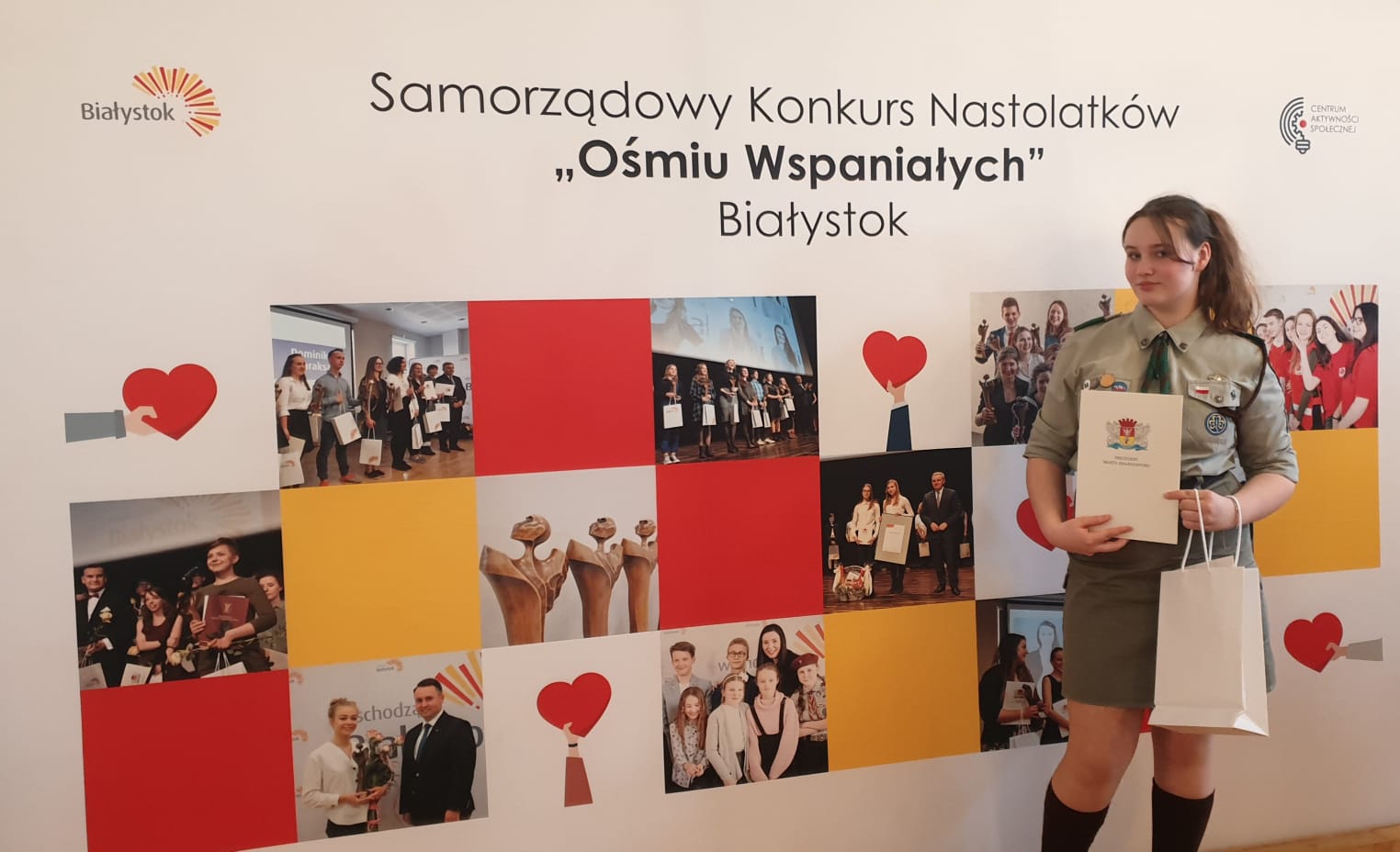 osmiu_wspanialych_22_23 (2).jpg
